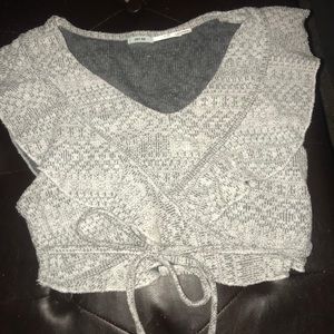 ✨NWOT Urban Outfitters Ruffle Crop Top✨